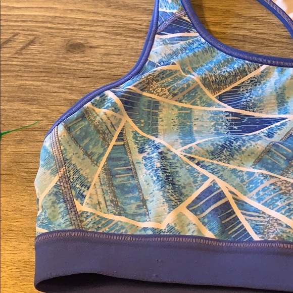 Power Core Sports Bra - Picture 3 of 9